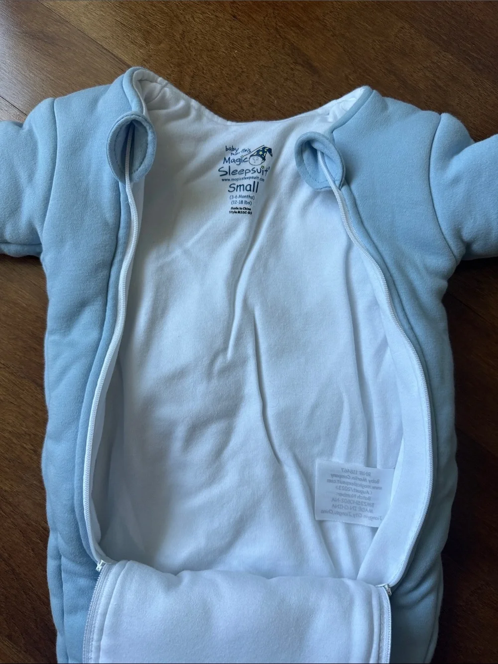 Baby Merlin light blue